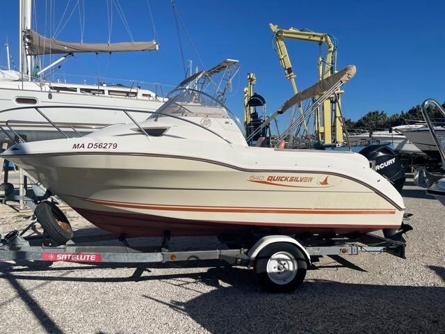 delphia yacht Quicksilver 540 cruiser