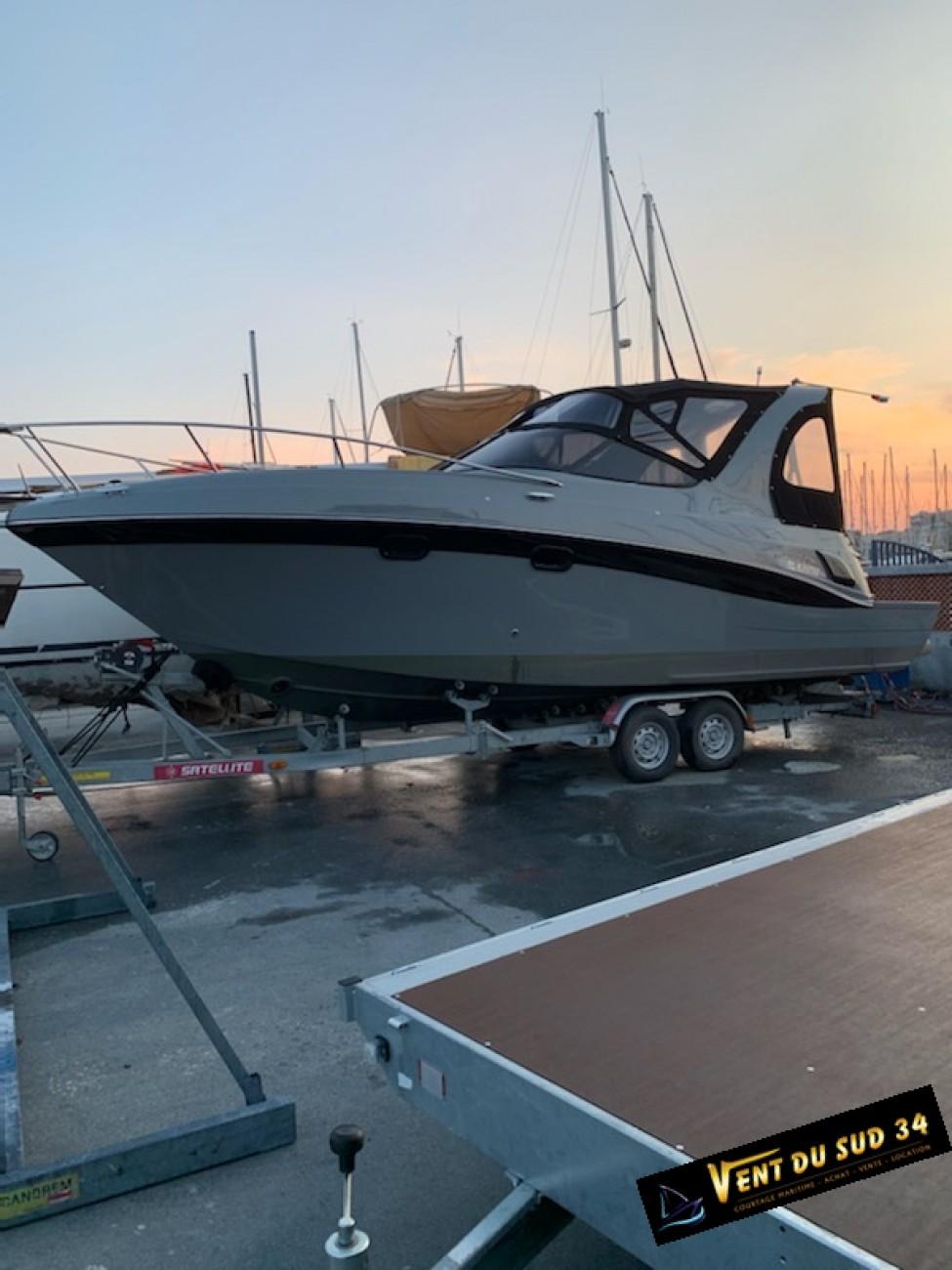 four winns Vista 268