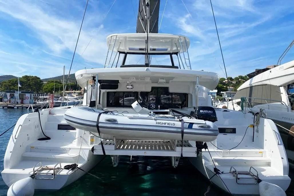 lagoon 46