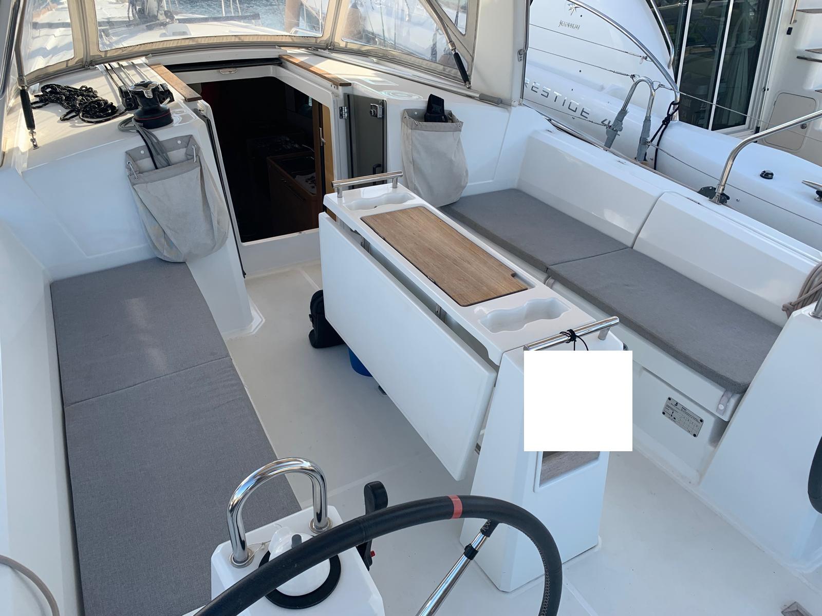 beneteau Oceanis 38.1