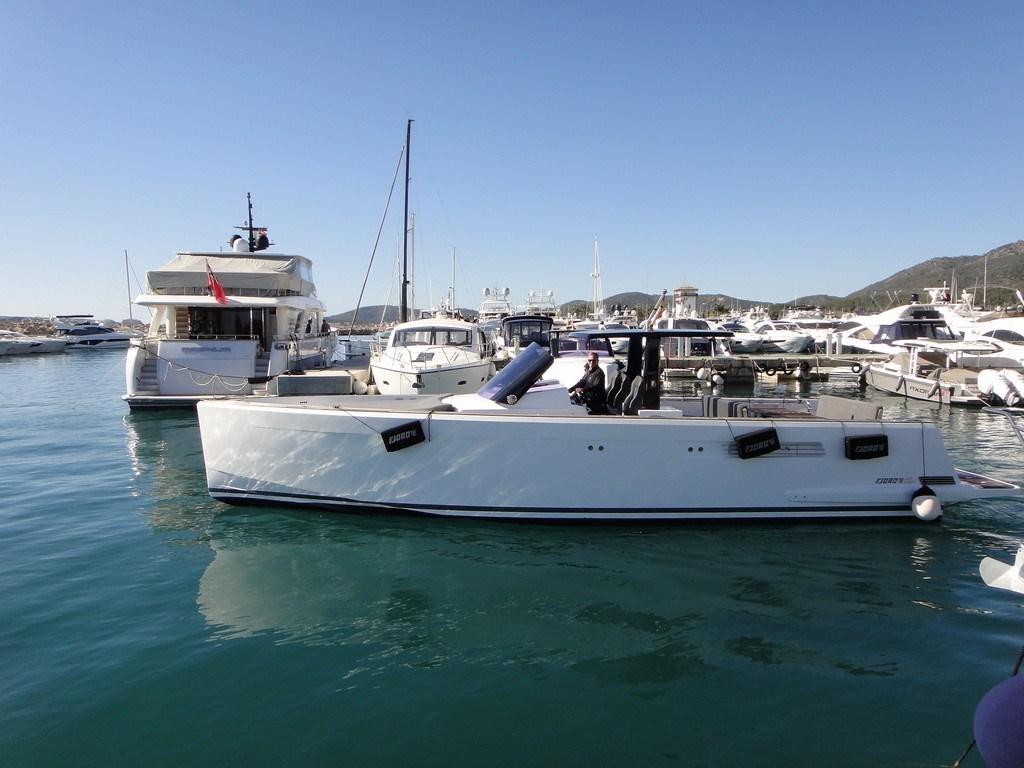 fjord 40 open