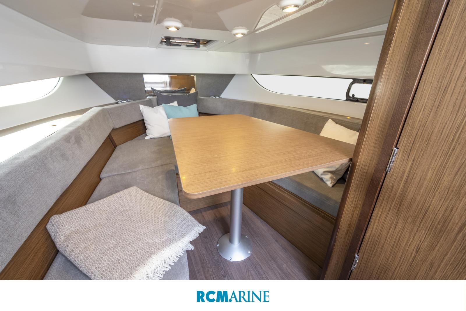 beneteau Flyer 9 sundeck