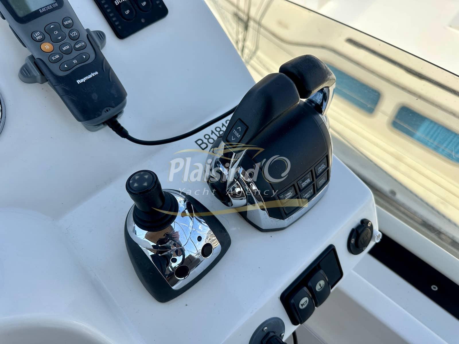 jeanneau Prestige 350 Fly