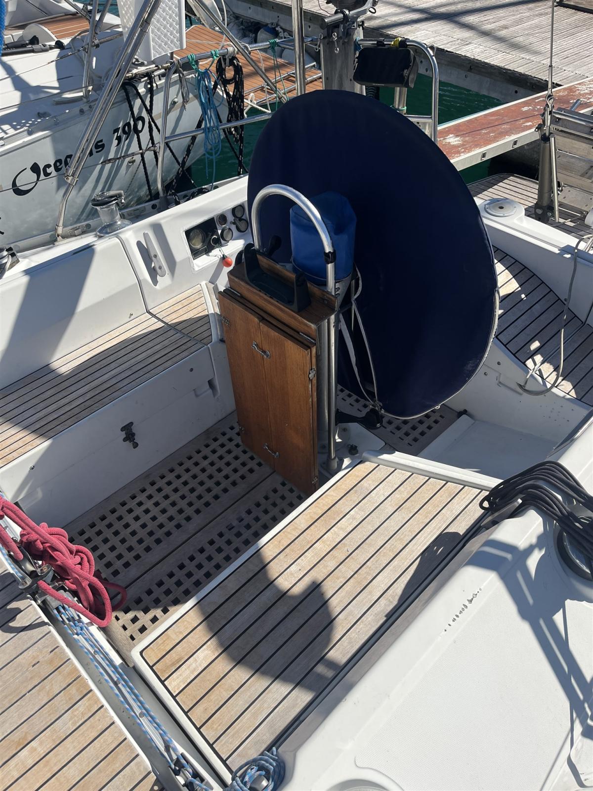 beneteau First 375