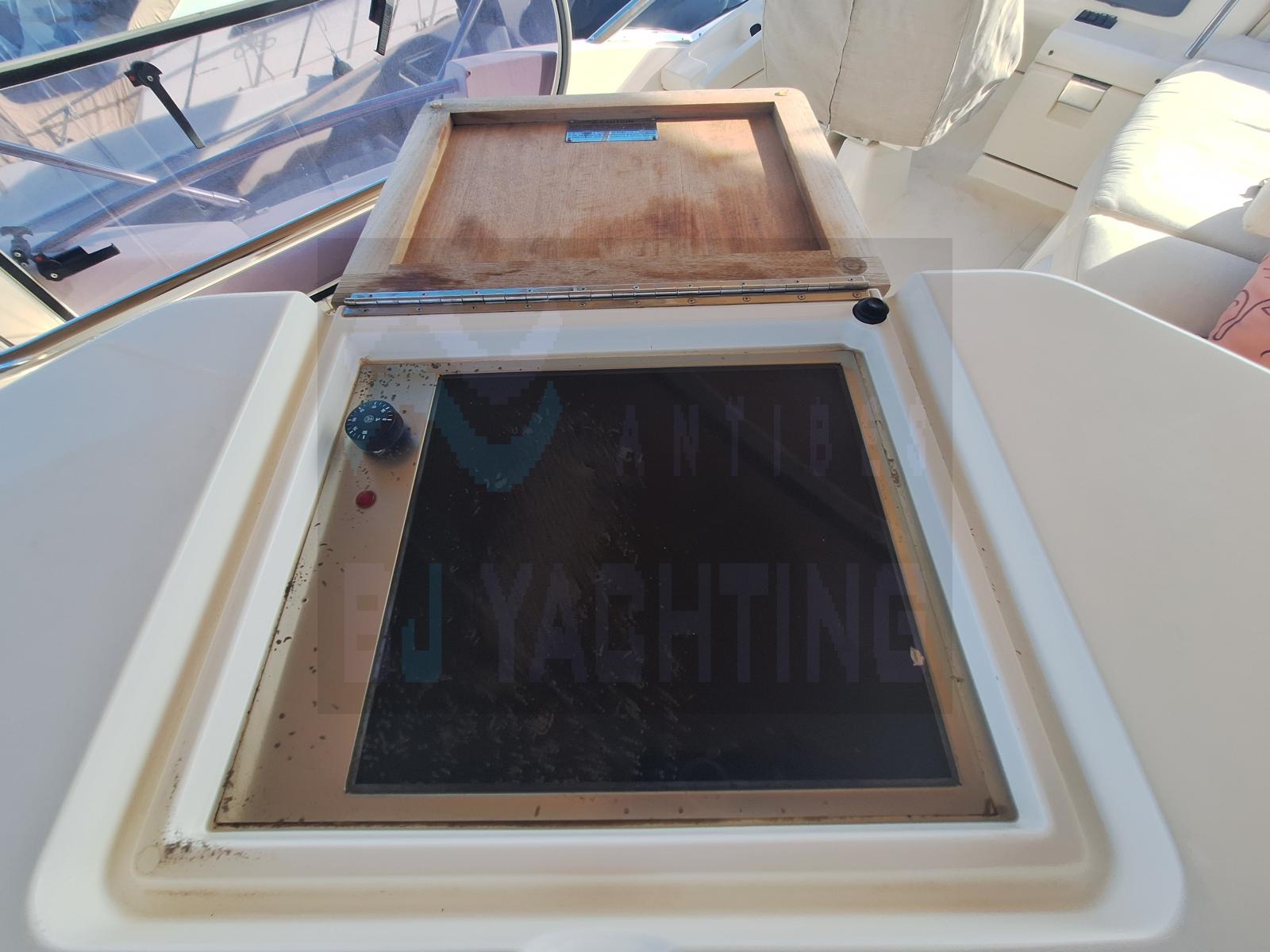 azimut 47