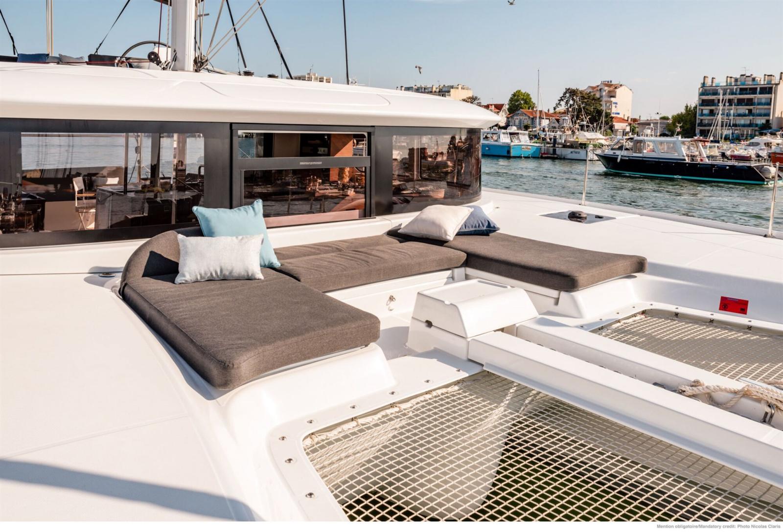 lagoon 46