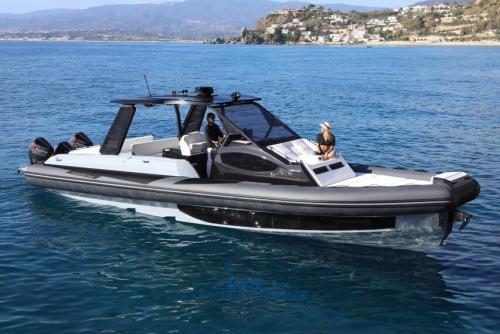 Ranieri international cayman 45 cruiser