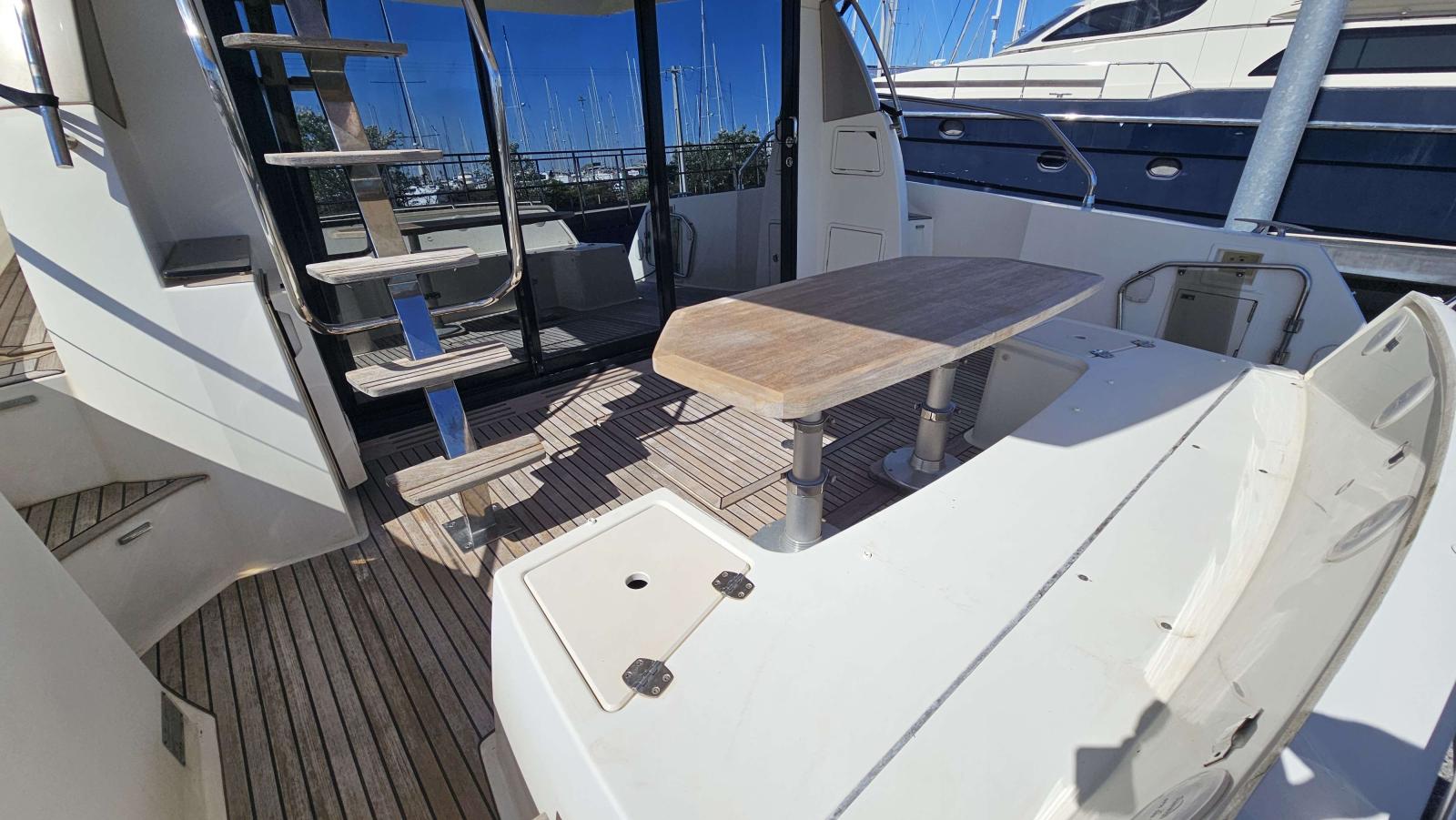 jeanneau Prestige 450