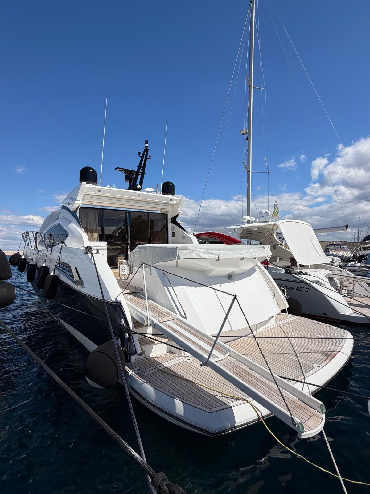sunseeker Predator 64