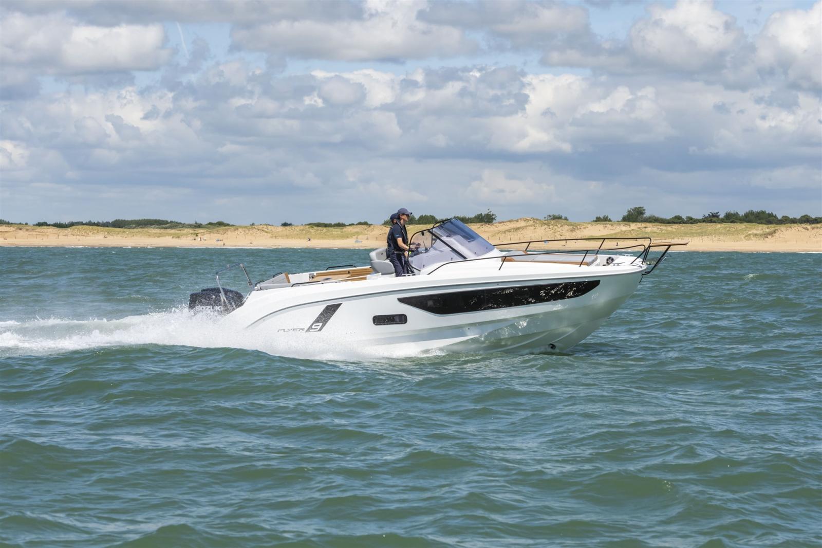 beneteau Flyer 9 sundeck