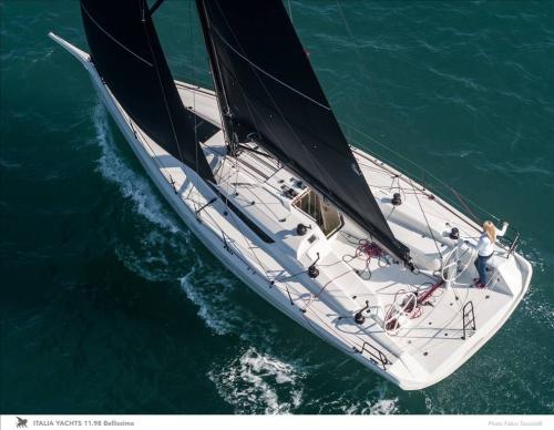 Italia yachts italia 11.98
