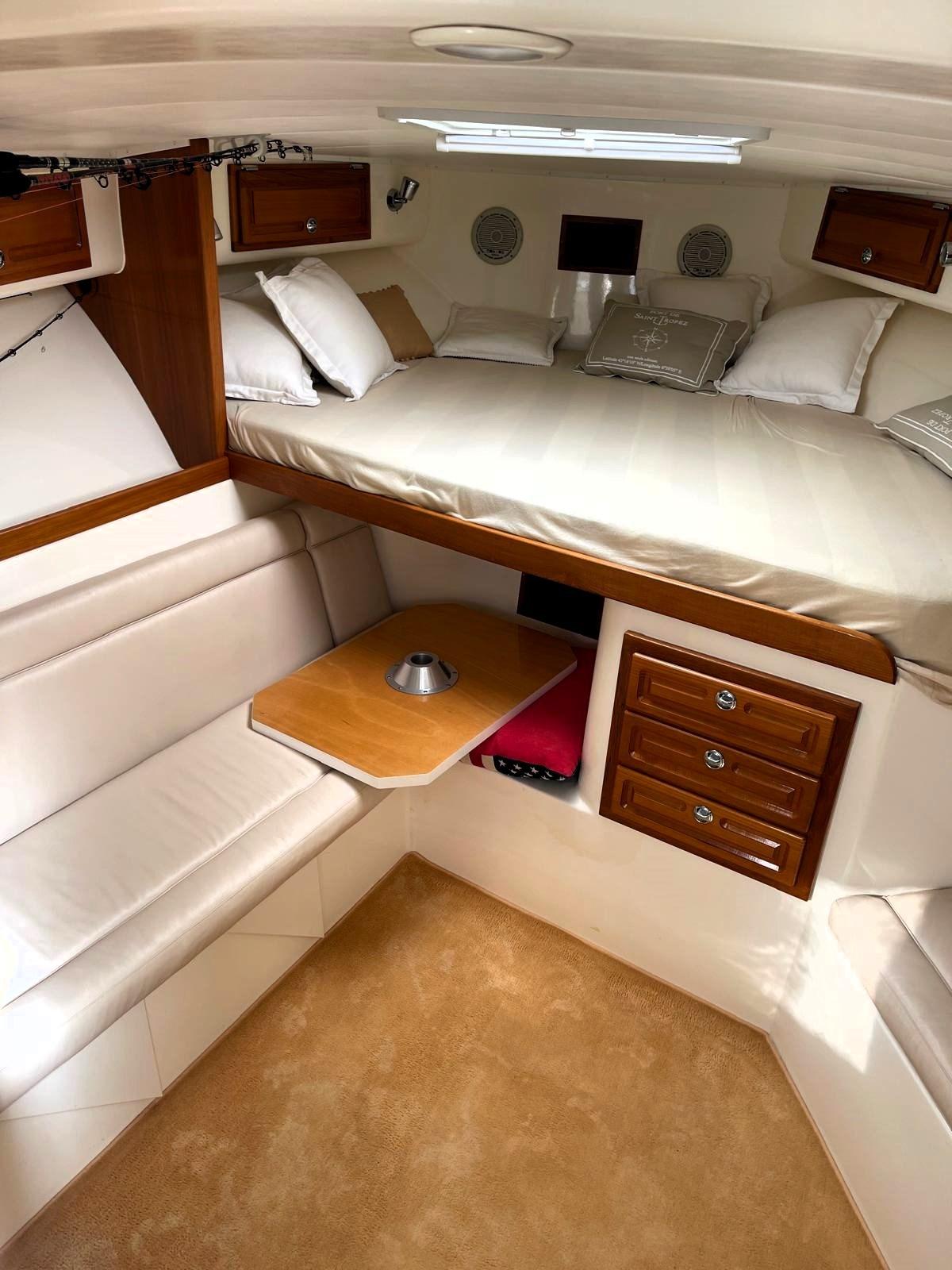 carolina 32 classic express