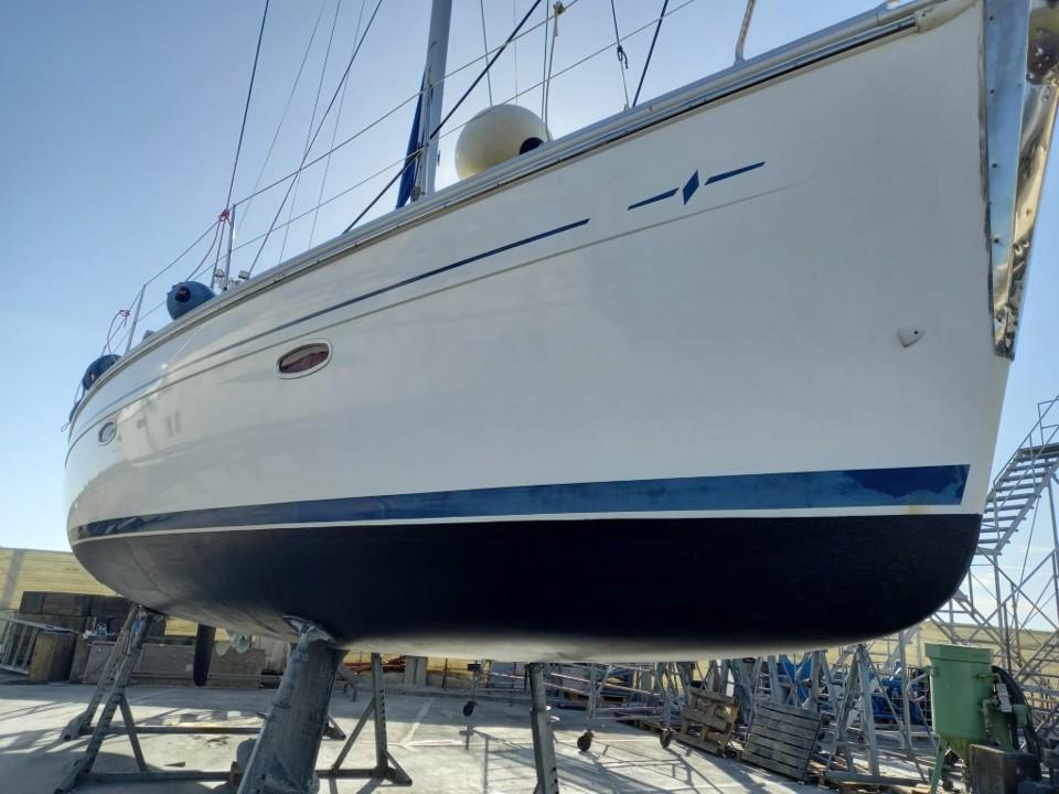 bavaria yachts Vision 44