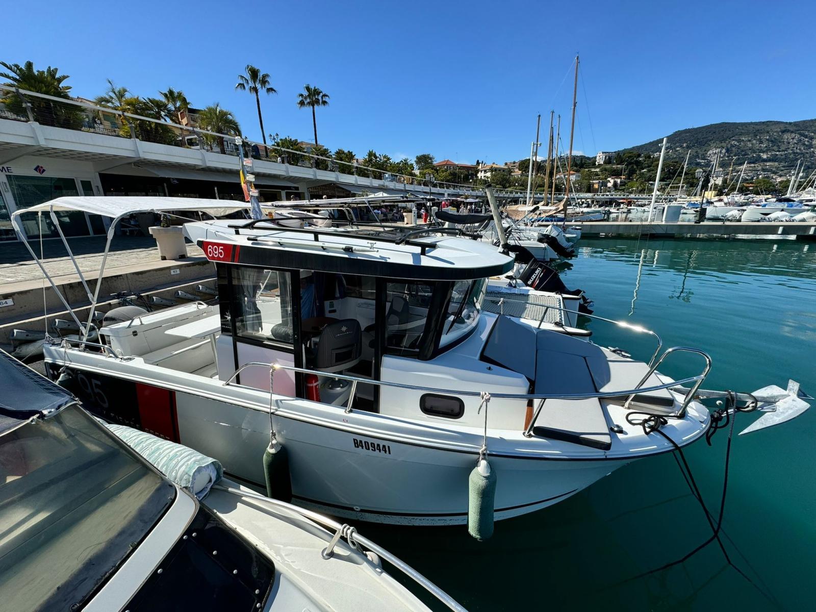 jeanneau Merry fisher 695