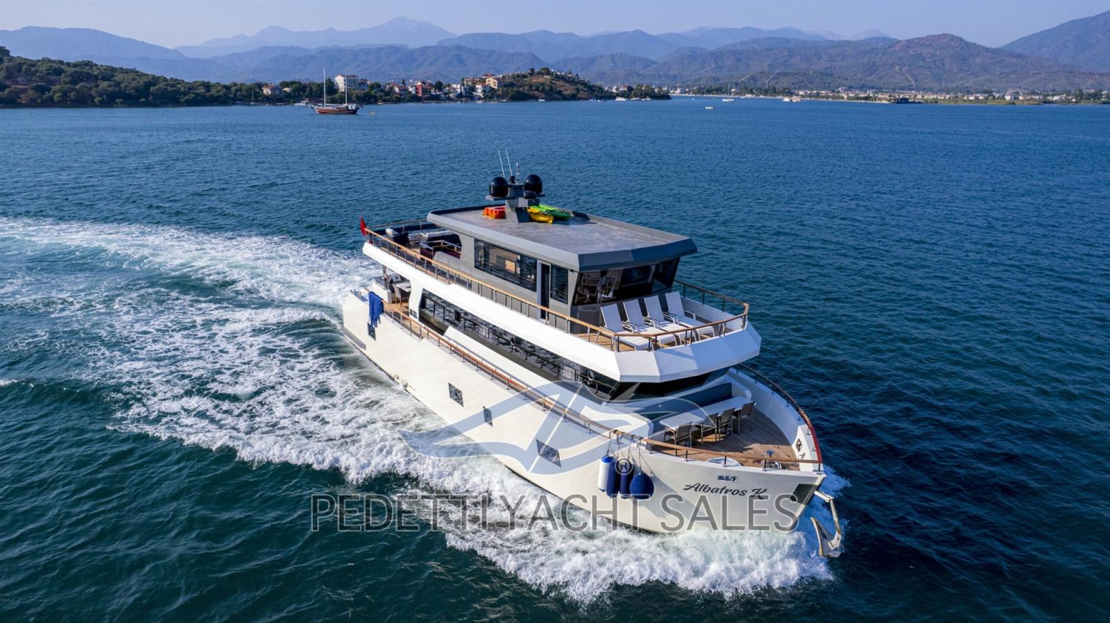 custom albatros Trawler