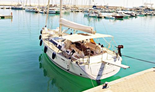 Dufour yachts dufour 525 gl