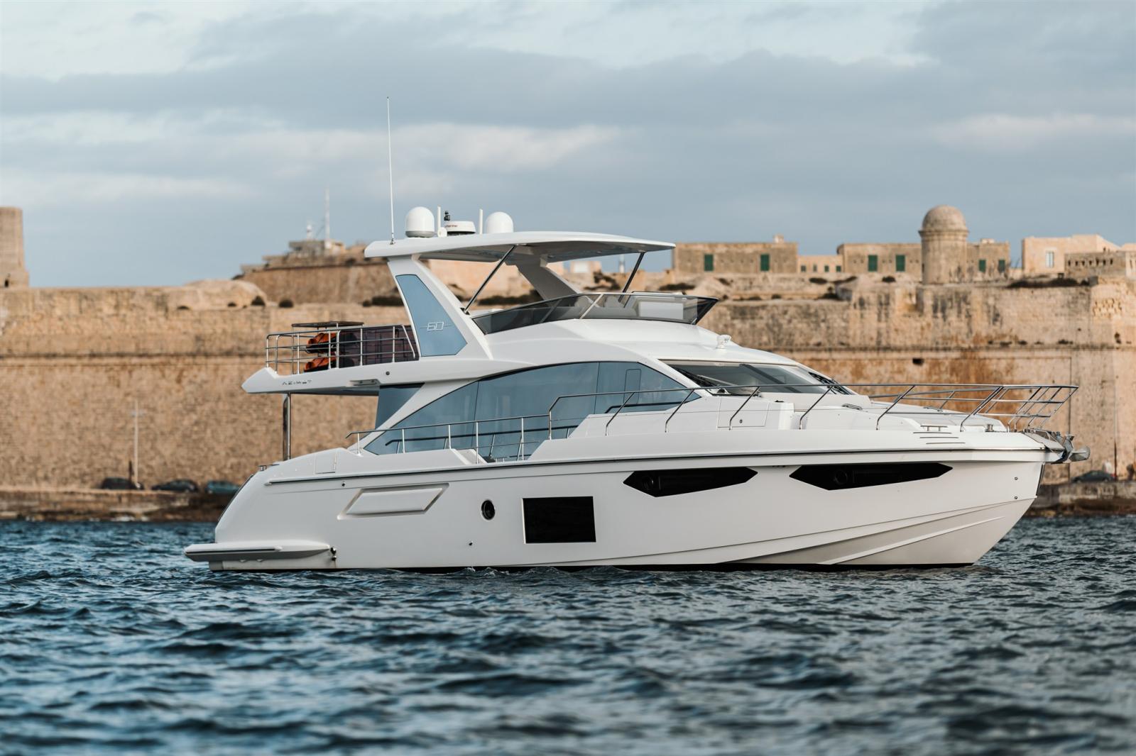 azimut 60 flybridge