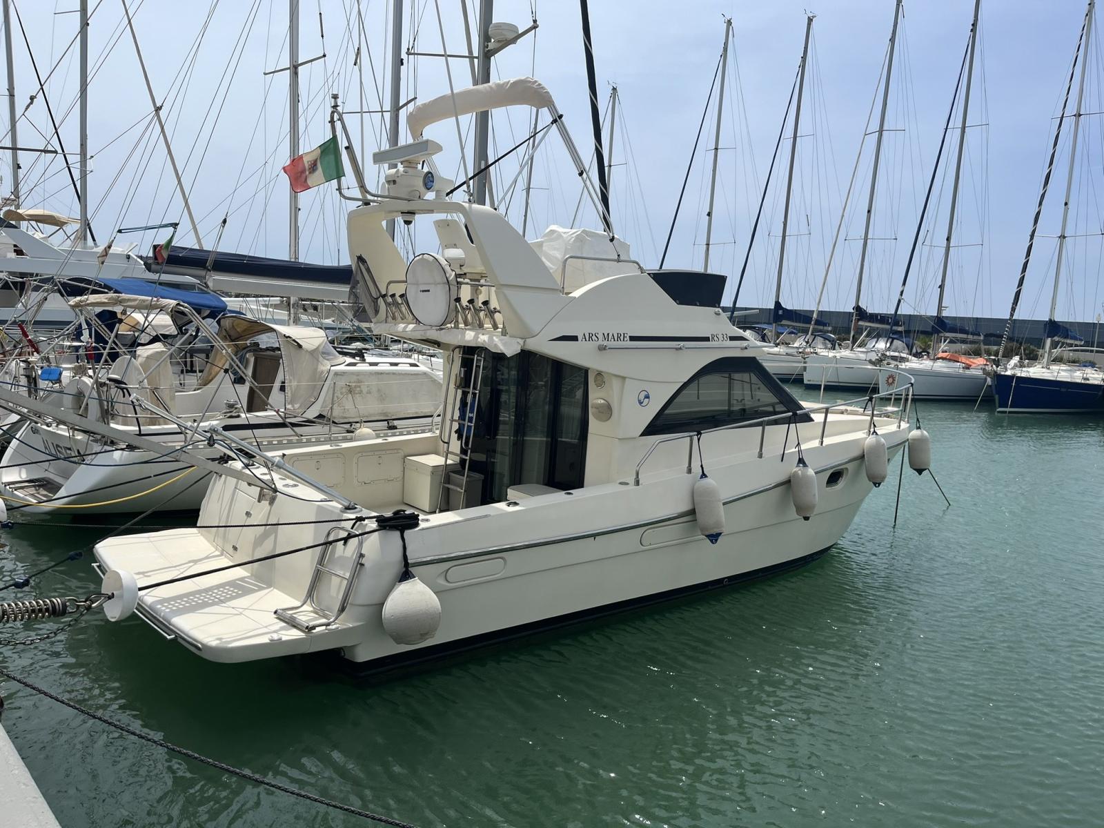 ars mare Rs 33 fly