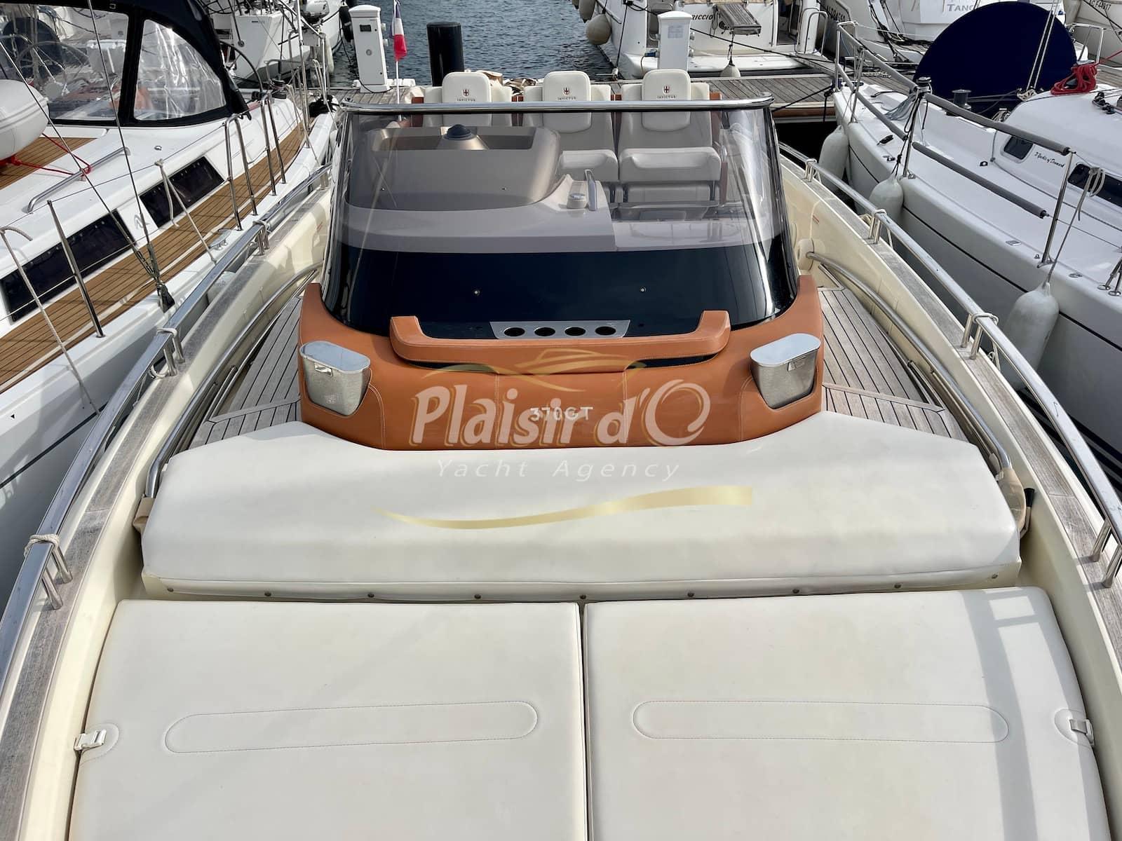 invictus 370 GT