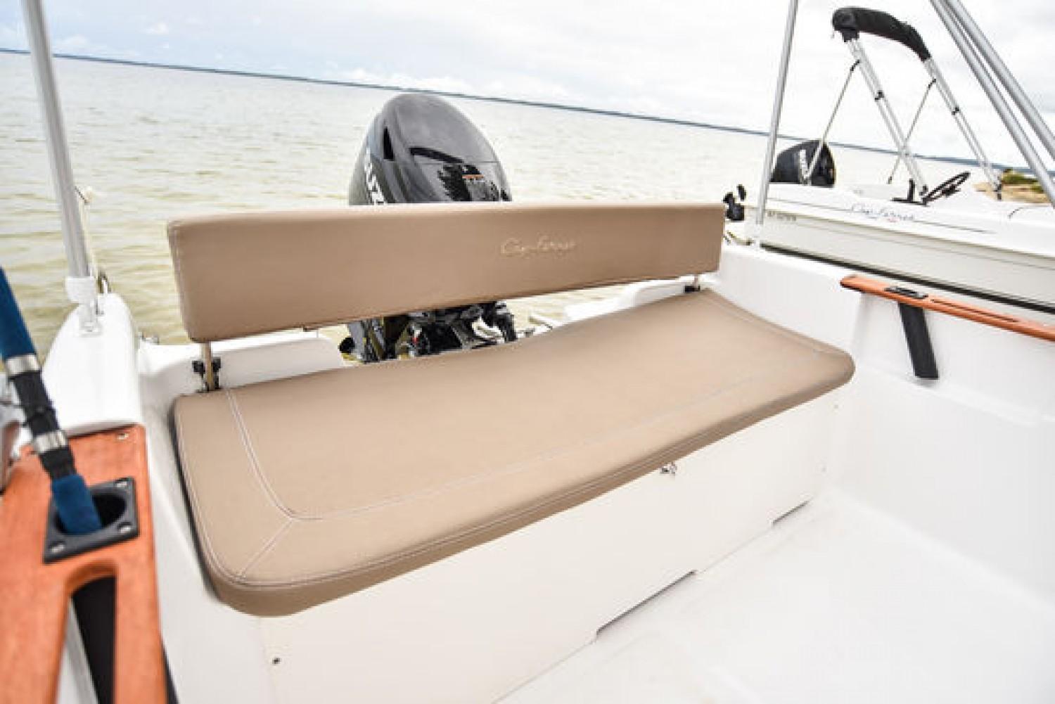 b2 marine Cap ferret 472 sun deck