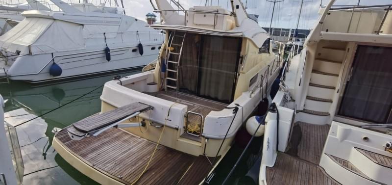 cantieri di livorno Space 36 fly
