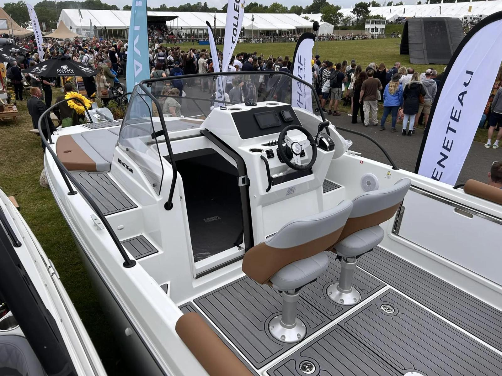 beneteau Flyer 7 sundeck