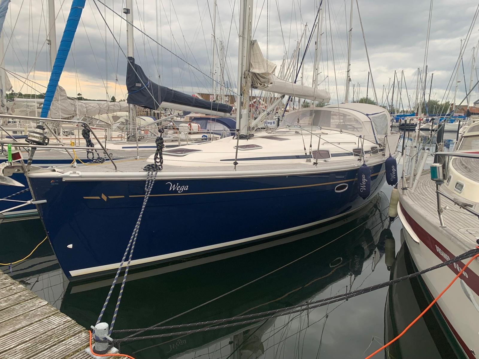 bavaria yachts Bavaria 37 cruiser