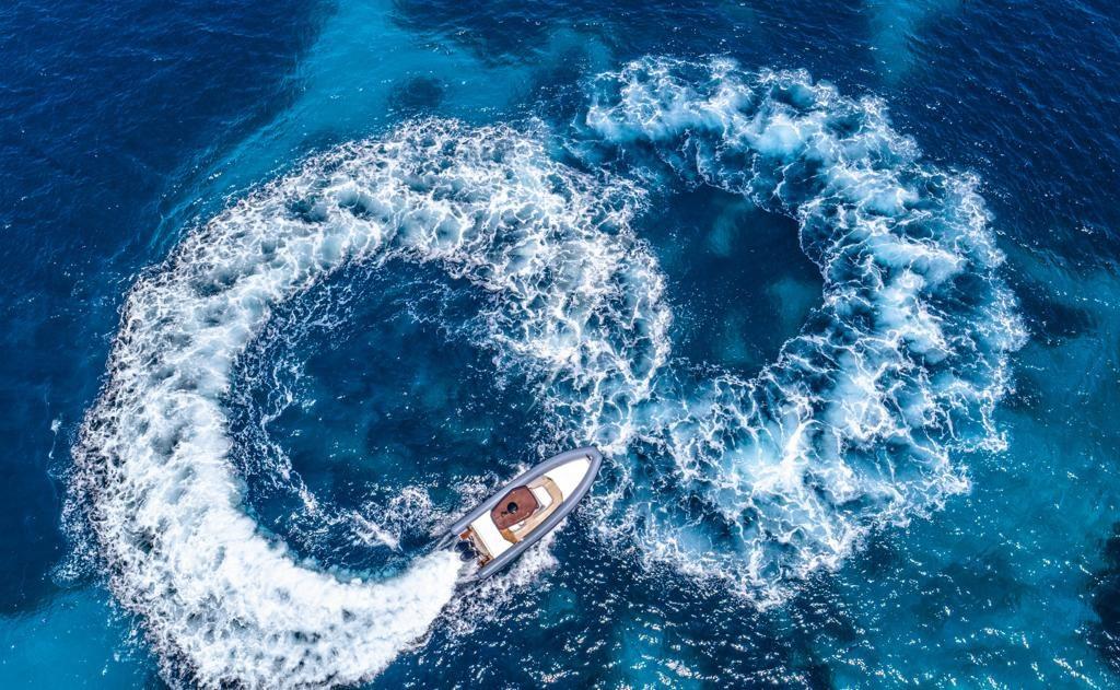 rame yacht R 10