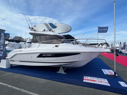 B2 marine cap ferret 228 touring