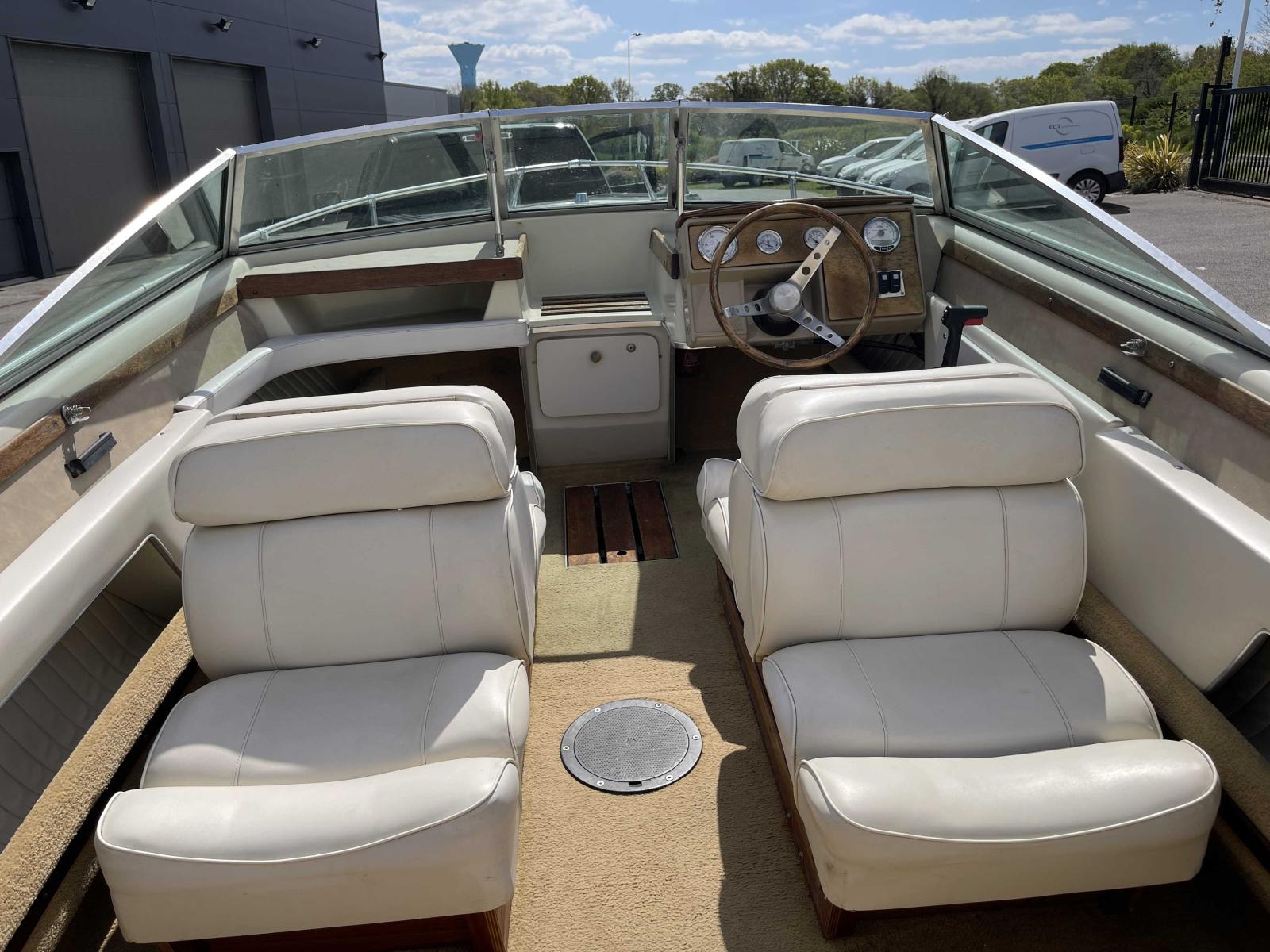 crestliner Cruisader 770