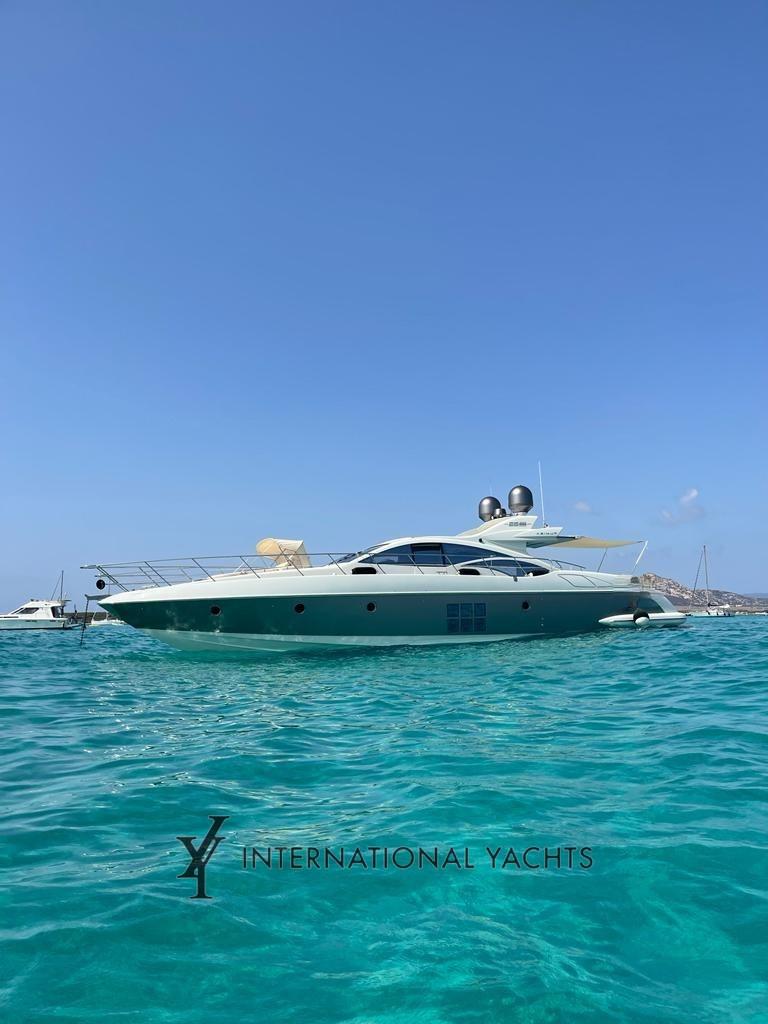azimut 68s