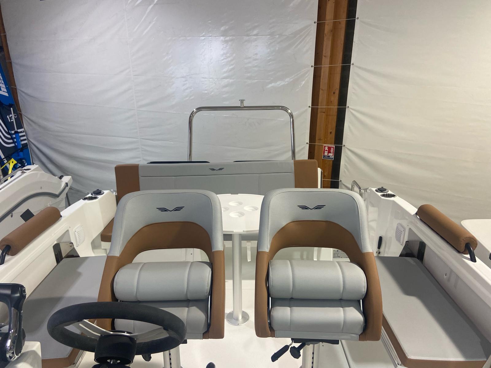beneteau Flyer 7 spacedeck