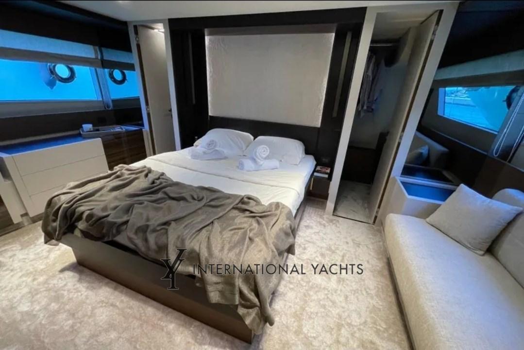 ferretti yachts Ferretti 670