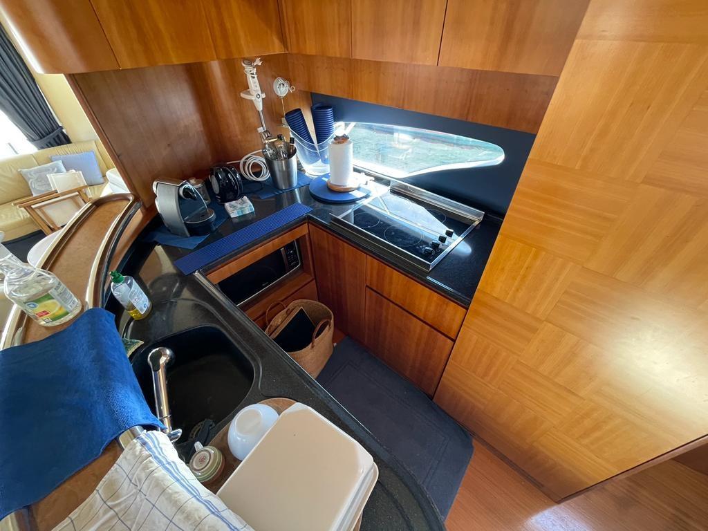 azimut 62