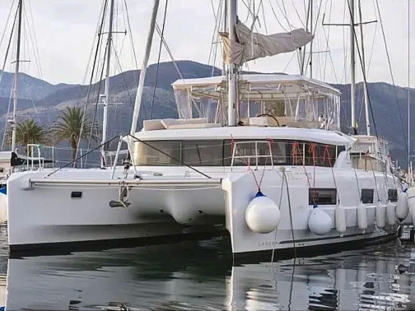 lagoon Lg 46