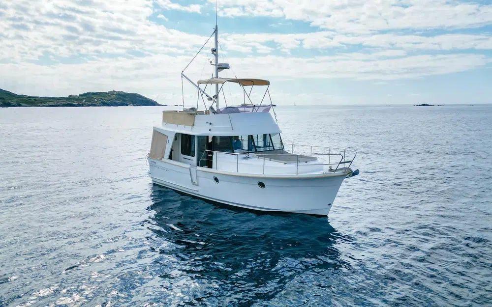 beneteau Swift trawler 34 fly