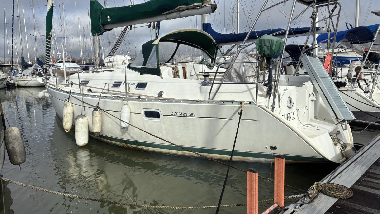 beneteau Oceanis 381