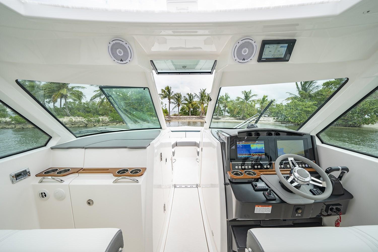 tiara yachts 34lx