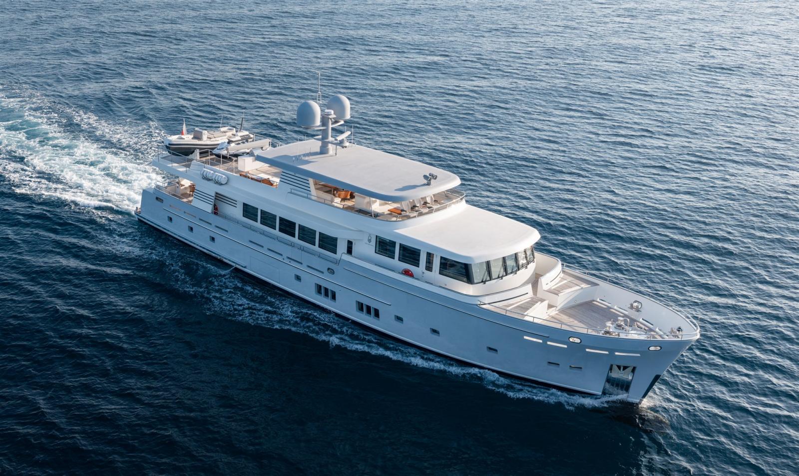 van der valk shipyard Custom explorer