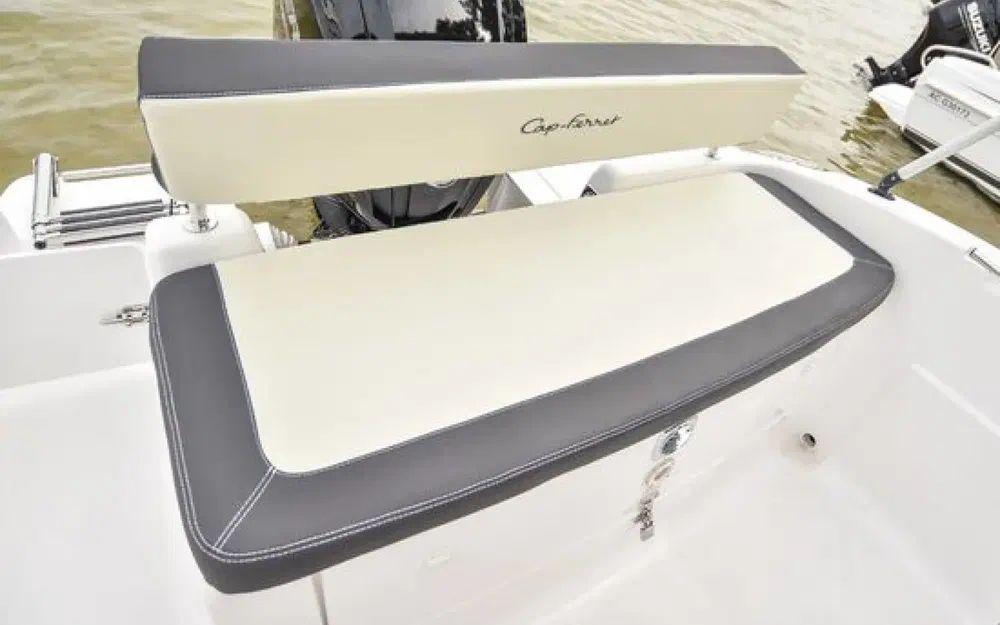 b2 marine Cap ferret 572