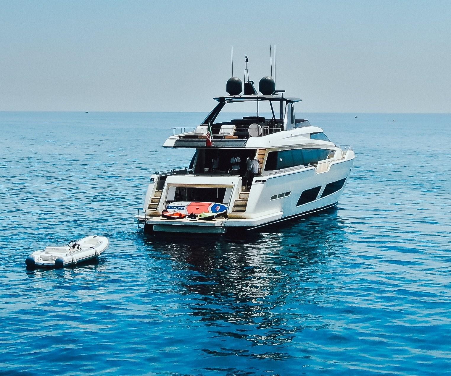 ferretti yachts 850