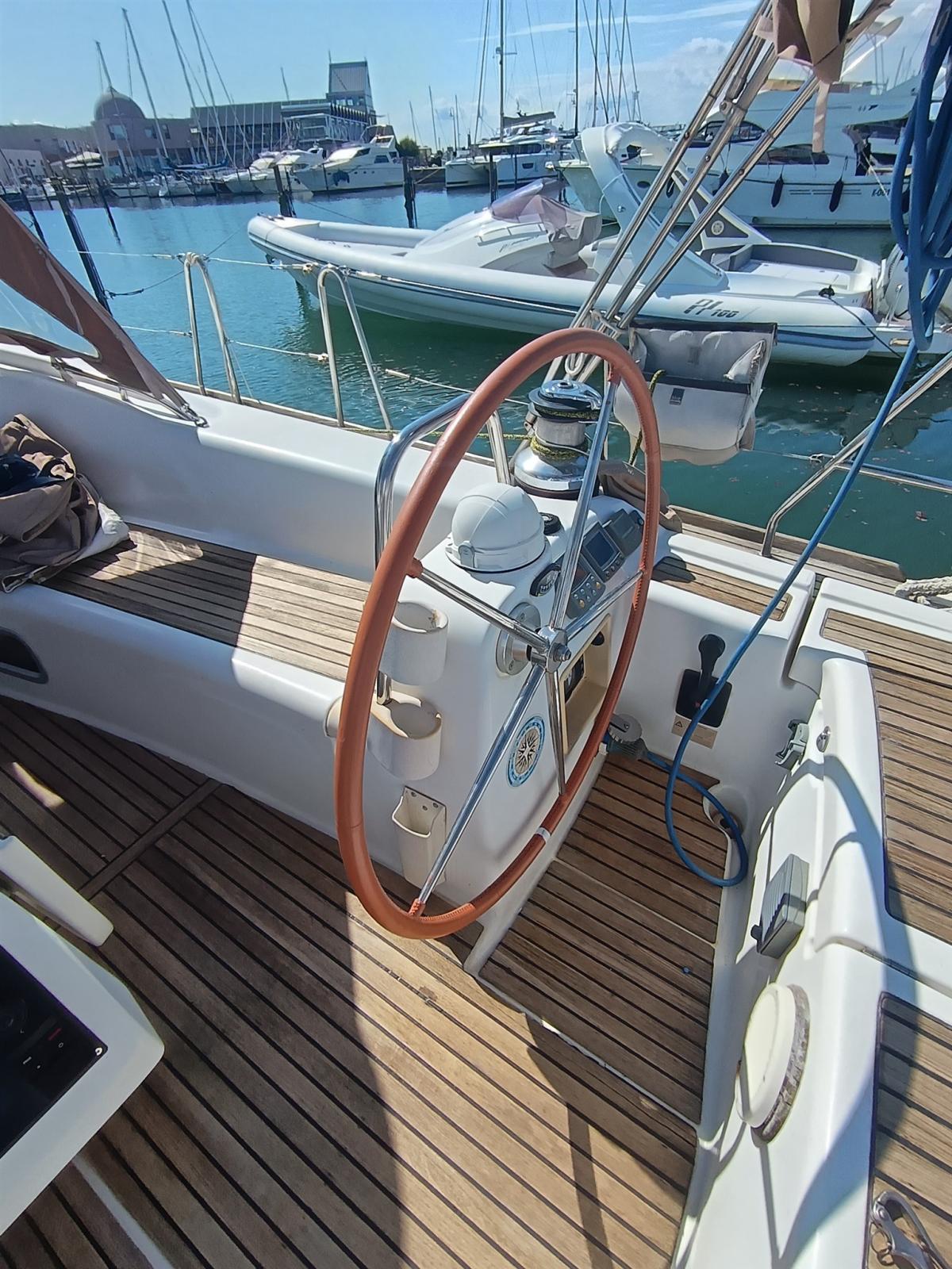 beneteau Oceanis 46