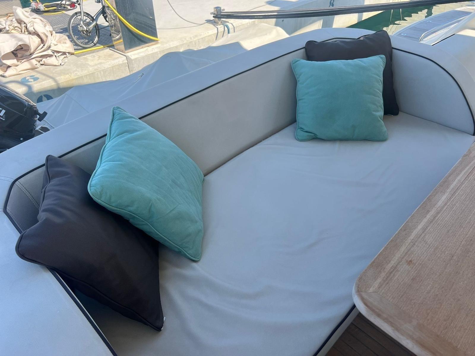 beneteau Monte carlo 5