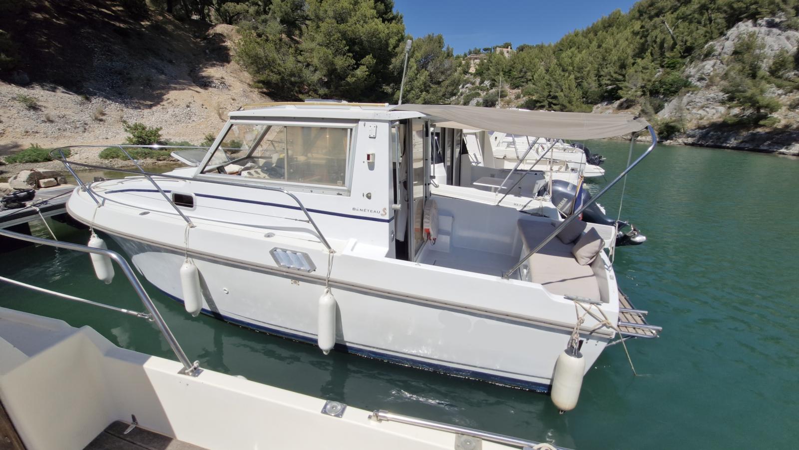 beneteau Antares 730