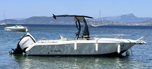 Jeanneau cap camarat 675