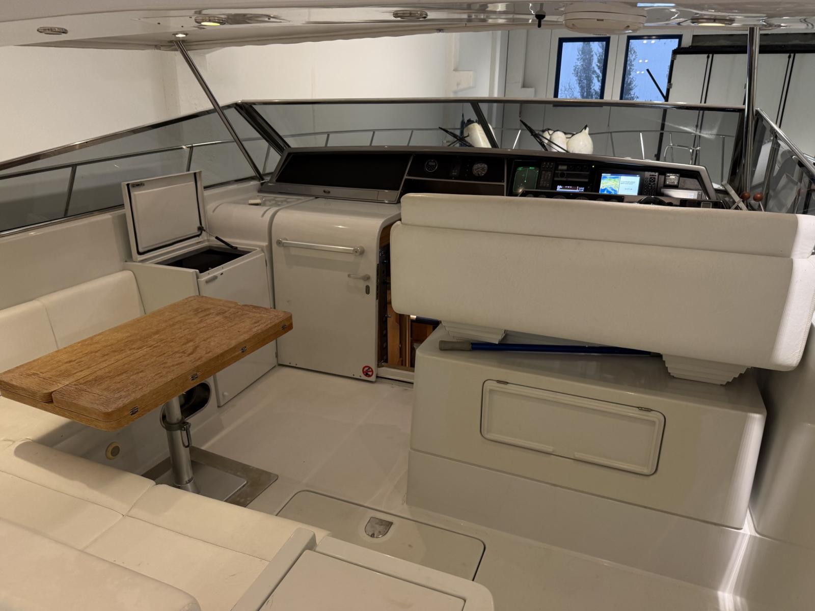 ferretti yachts Altura 47 open