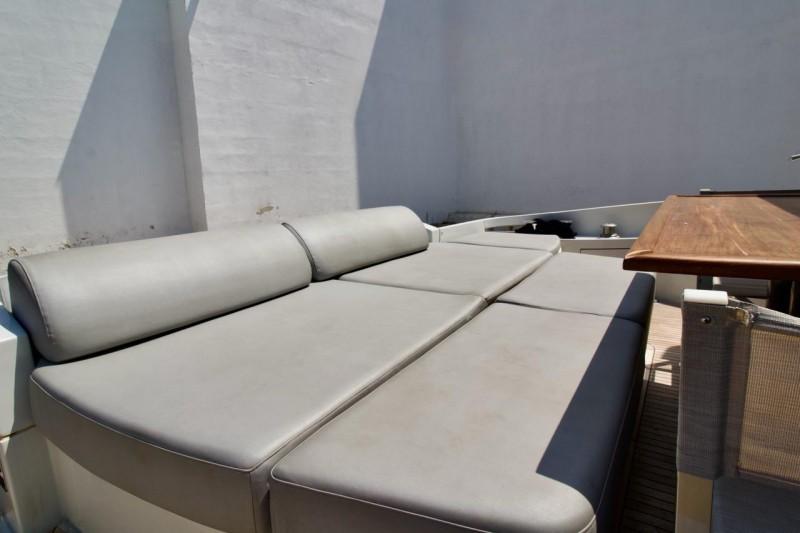 azimut 62s