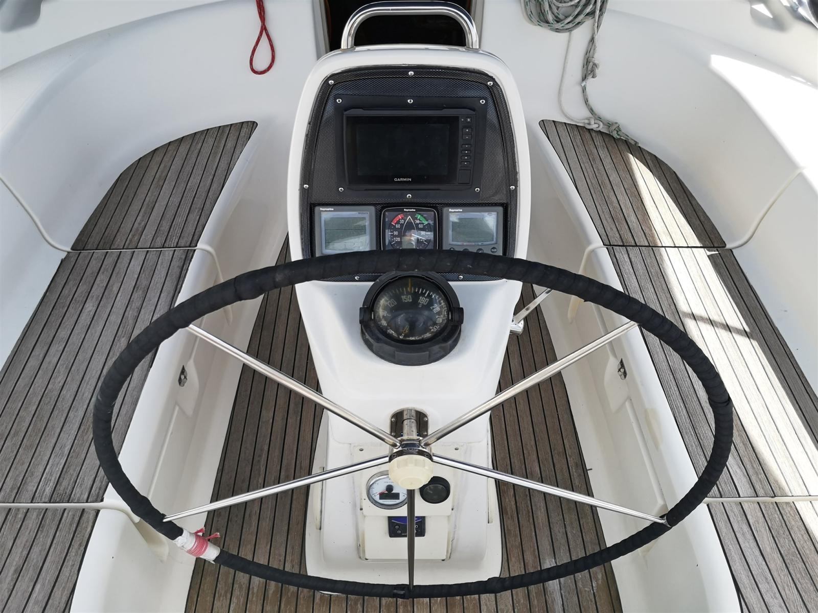 bavaria yachts Bavaria 39 cruiser