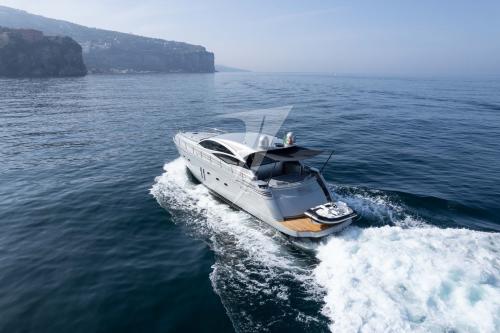 Pershing 62
