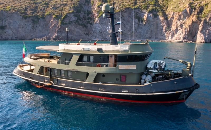 benetti Tugboat